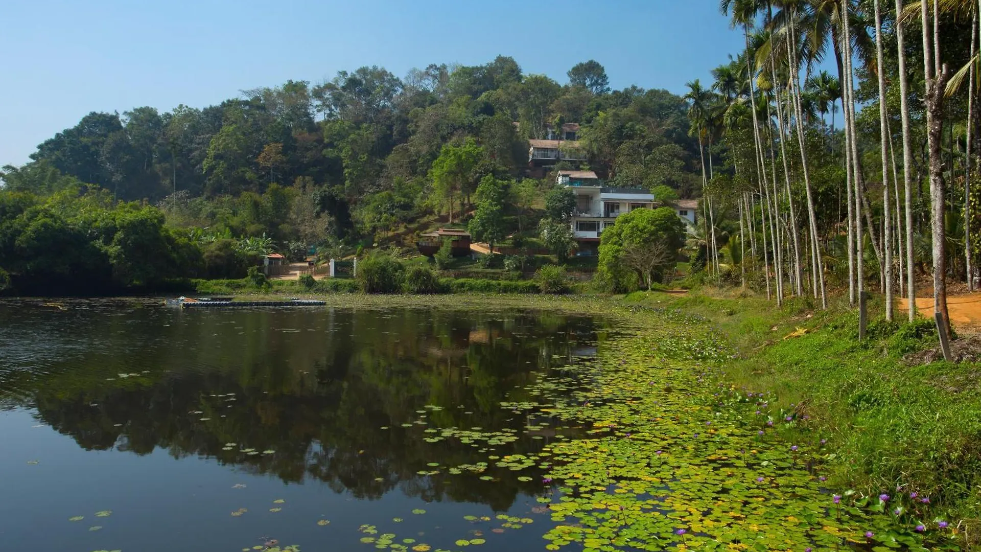 Karlad Lake Resort - Vajanad